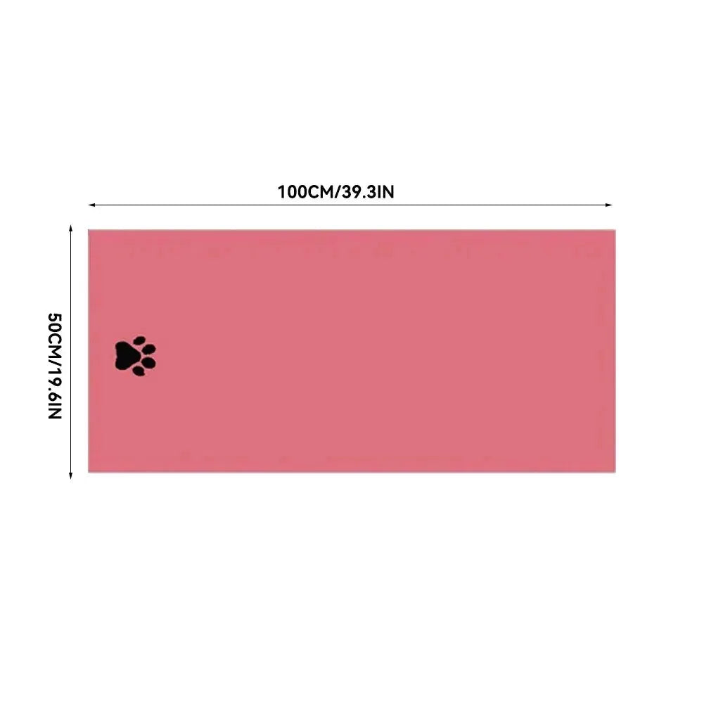 Microfiber pet bath towel pink with paw-print embroidery by Simples Market, available in 35x75cm and 50x100cm.
