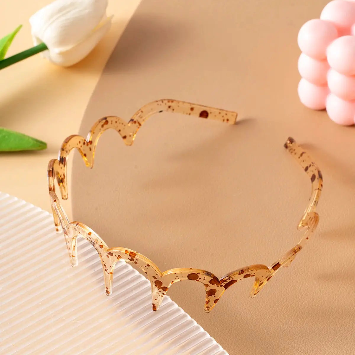 Simples Market tortoiseshell plastic U-shaped headband with scalloped edges