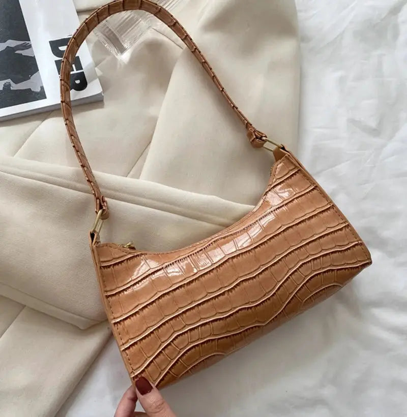 Simples Market women's PU leather alligator-pattern handbag, tan brown, small underarm purse