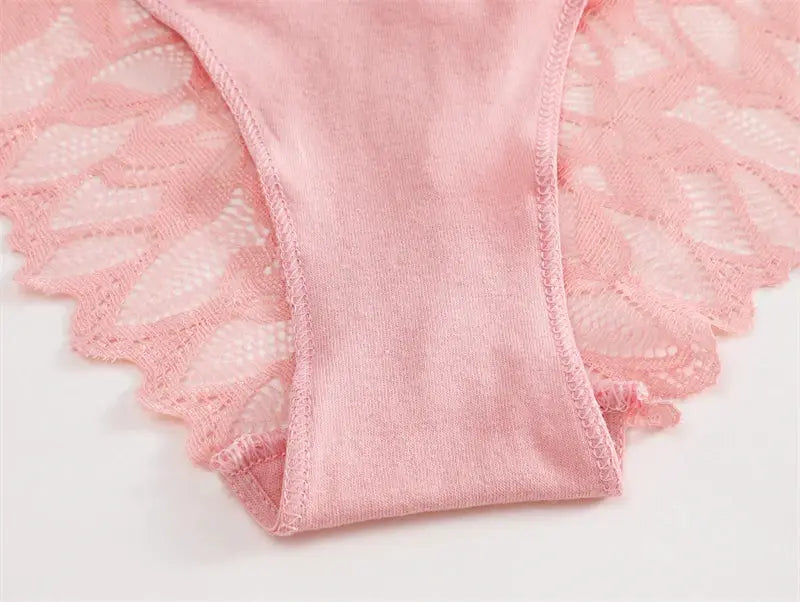 Lace underwear for women, pink hollow-out low-waist with floral panels.