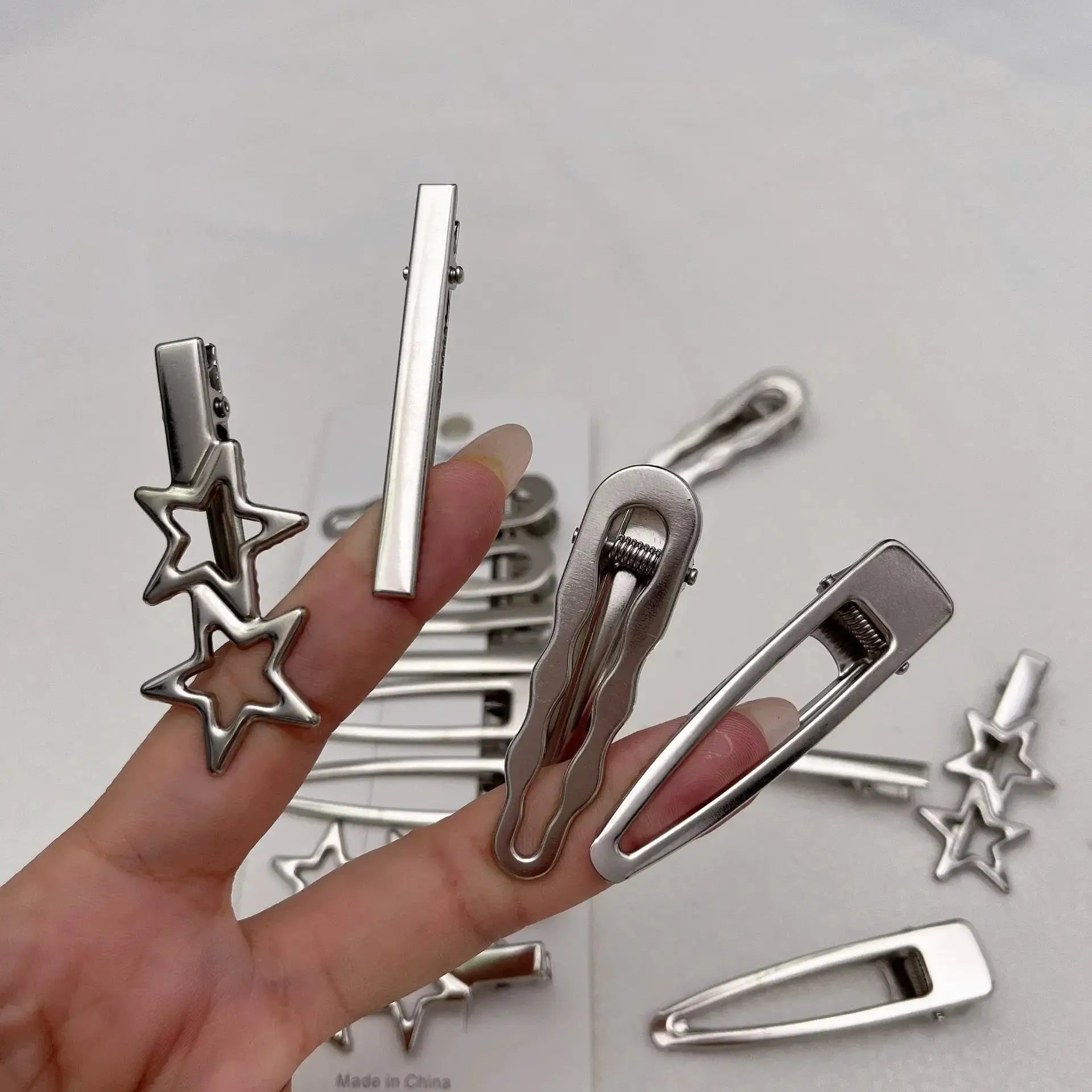 SilverLine Metal Hair Clips Y2K Duckbill Hairpins for Bangs and Side Hairstyles Durable