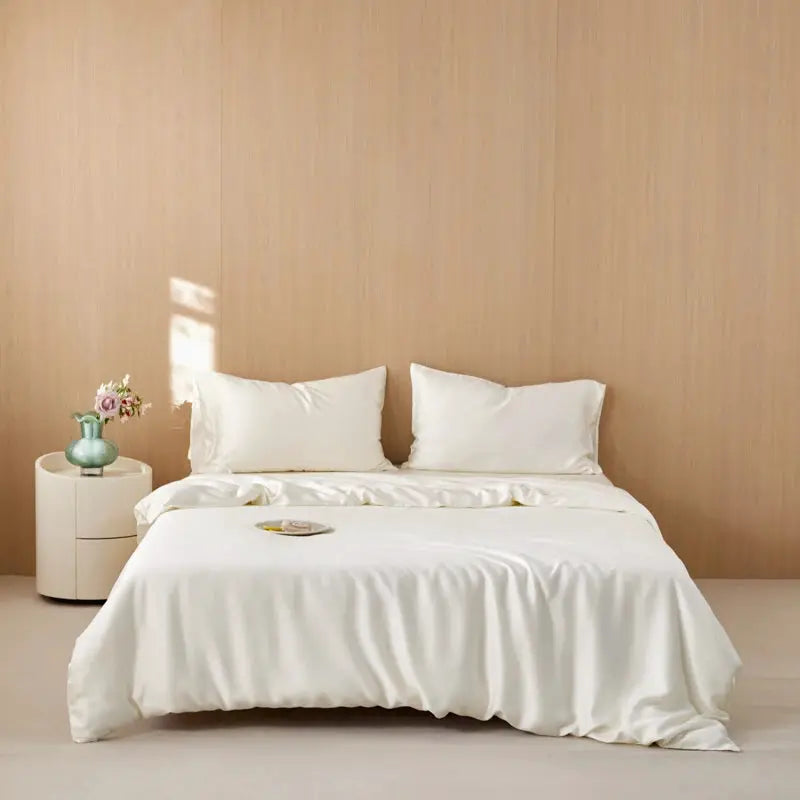 Eucalyptus Lyocell Bedding Set by Simples Market, white duvet cover with cooling bamboo fabric.