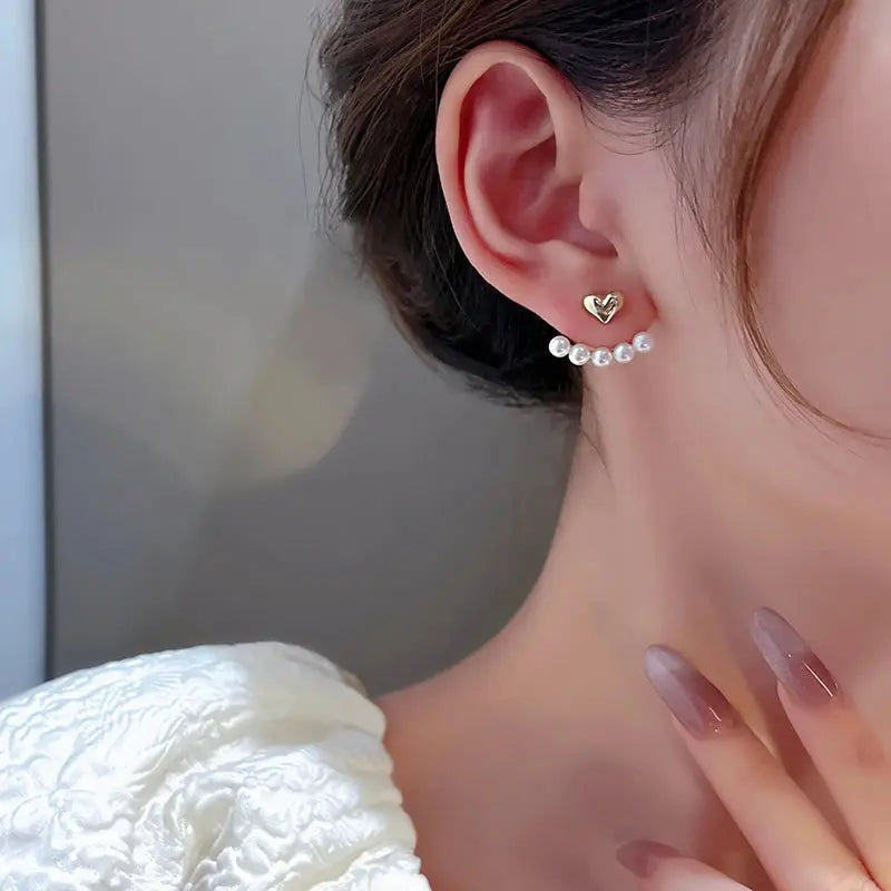 Light Luxury Imitation Pearl Stud Earrings Heart Shaped Ear Stud For Women Fashion Party Wedding Jewelry Gift