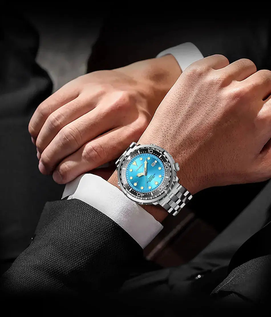 FOXBOXE quartz men's watch with blue dial, steel bezel, 5ATM waterproof, stainless steel bracelet.