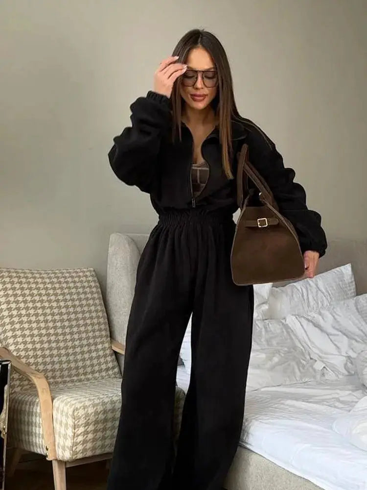 TrendFlow Contrast Color Jumpsuit for Women Sporty Street Style with Stretch Polyester Elastane