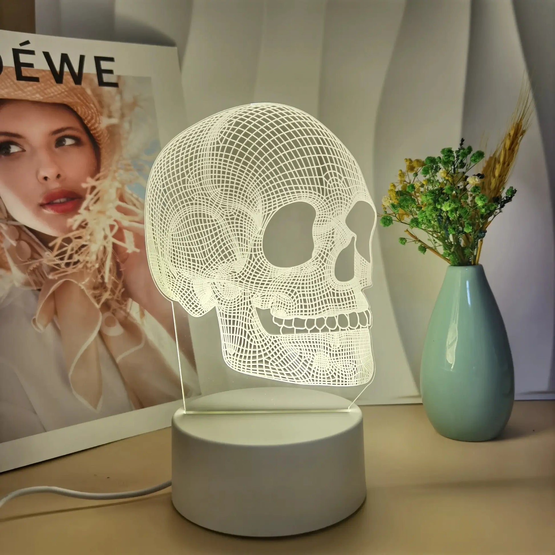Skull USB night light by Simples Market, white lattice design, Halloween decor