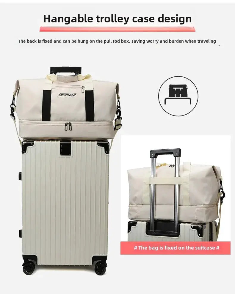 Simples Market expandable travel duffle bag on beige rolling suitcase, two-piece set with carry handles and shoulder strap visible.