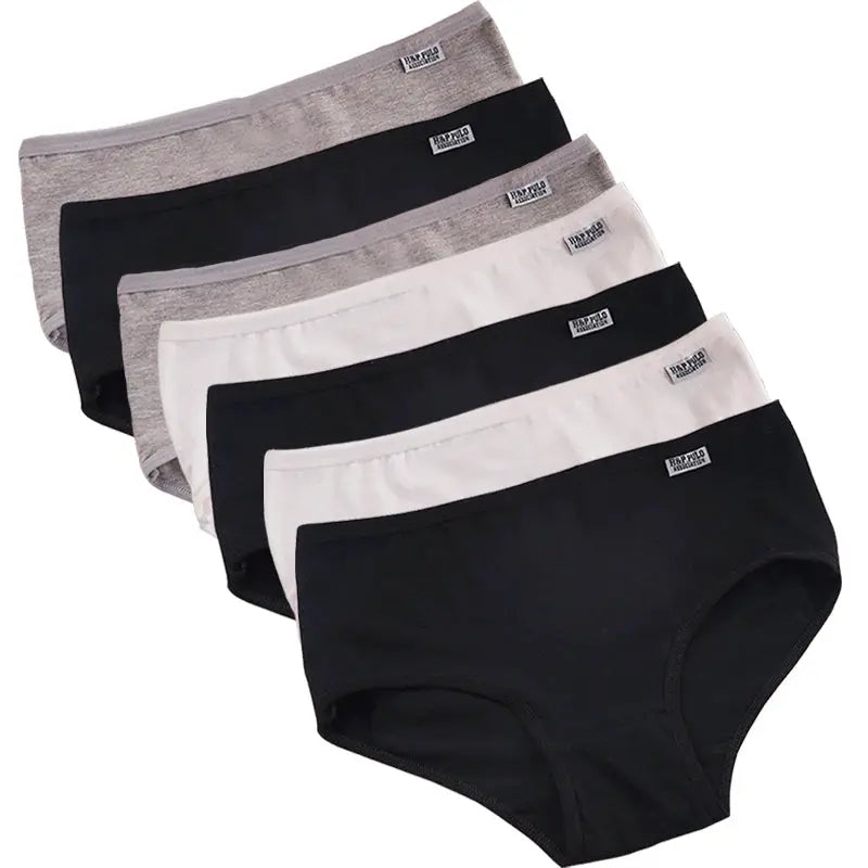 7-pack cotton women's panties set in black, white and gray; breathable, soft briefs from Simples Market.