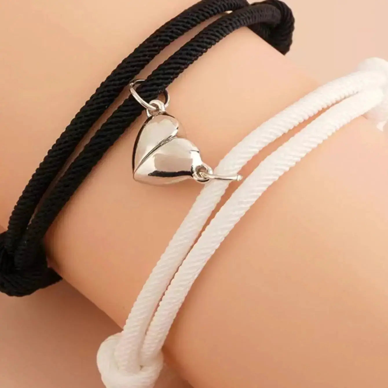Magnetic Rope Chain Heart Design Bracelet For Couples Friends And Siblings In Black And White