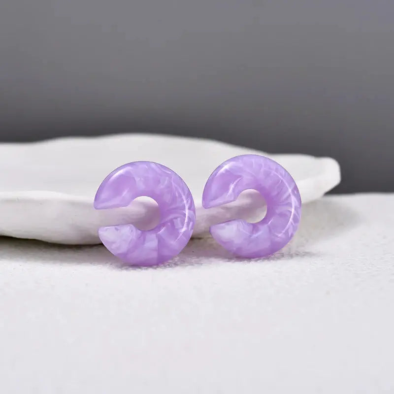 ClipCharm Simple Round Circle Clip Earrings For Women No Piercing C Shape Acrylic Lightweight Colorful Ear Cuffs