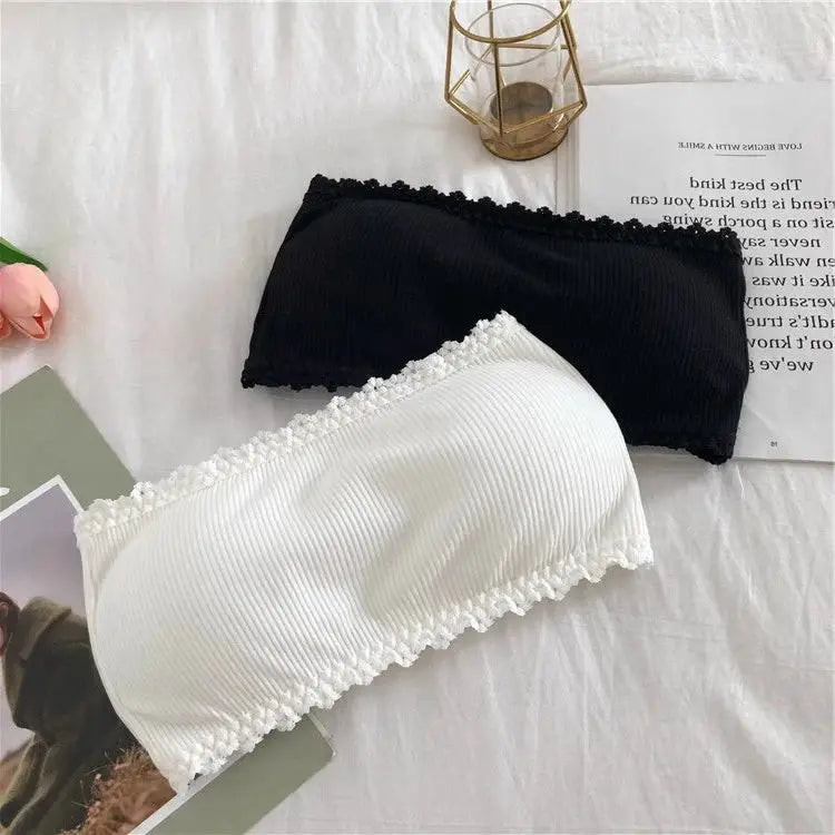 Simples Market 2-pack lace-trim strapless bandeau bras in white and black, ribbed fabric