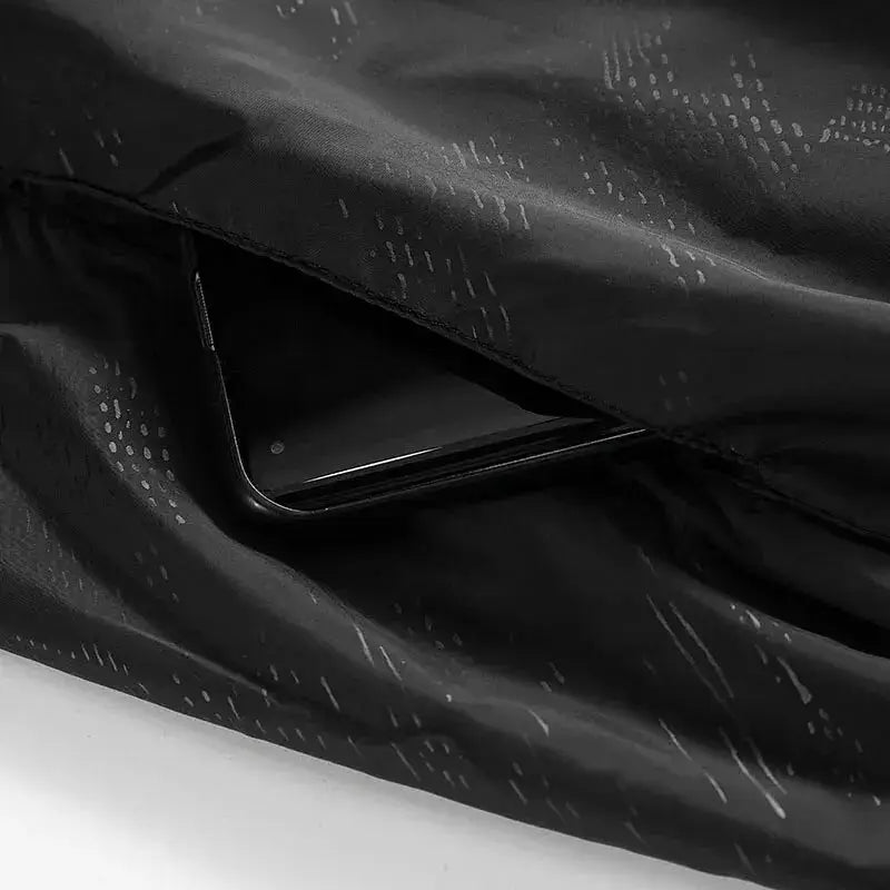 LNGXO waterproof hiking jacket, black with phone in pocket