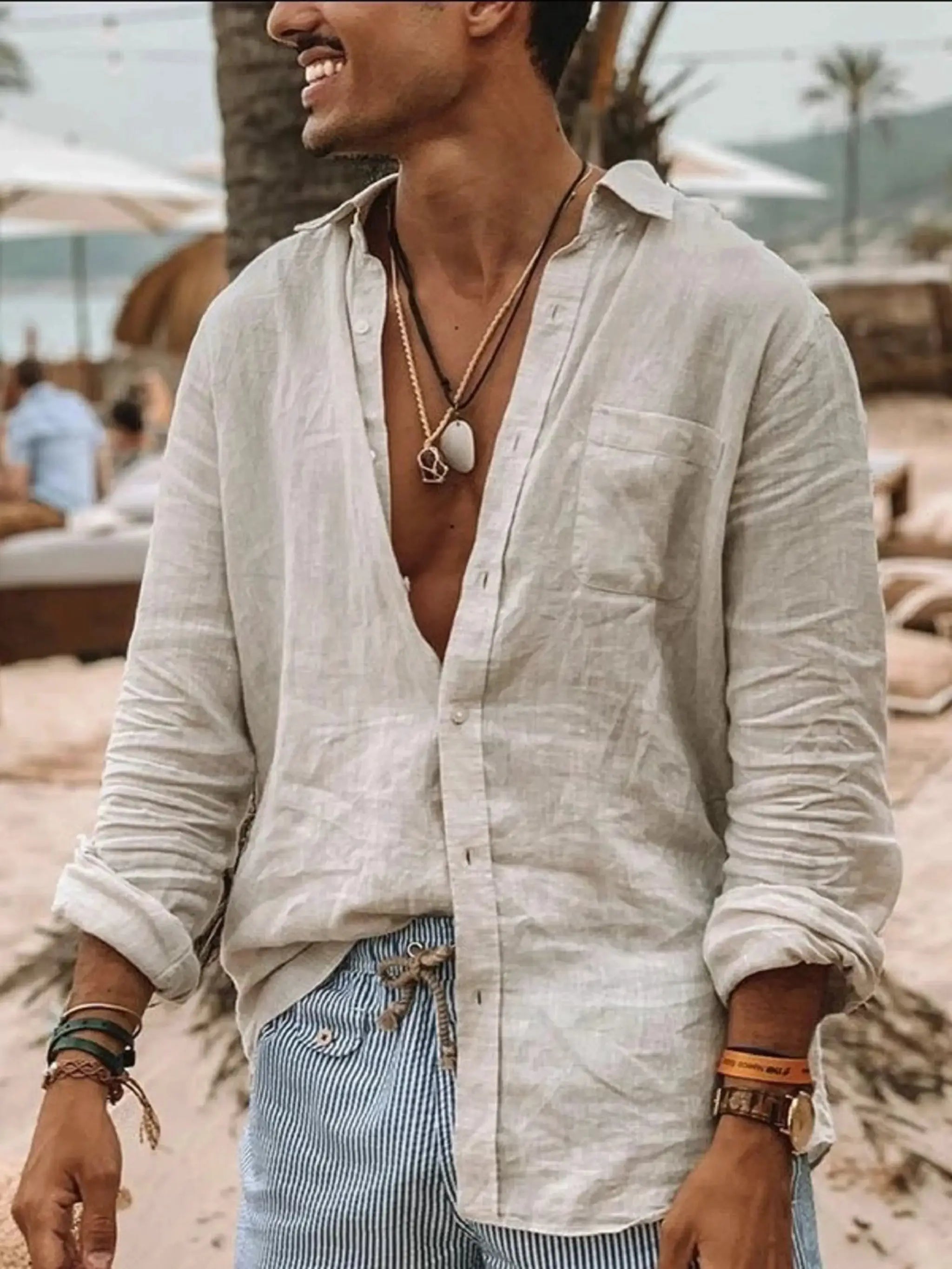 Men's casual linen long-sleeve shirt in light beige, beach-ready by Simples Market