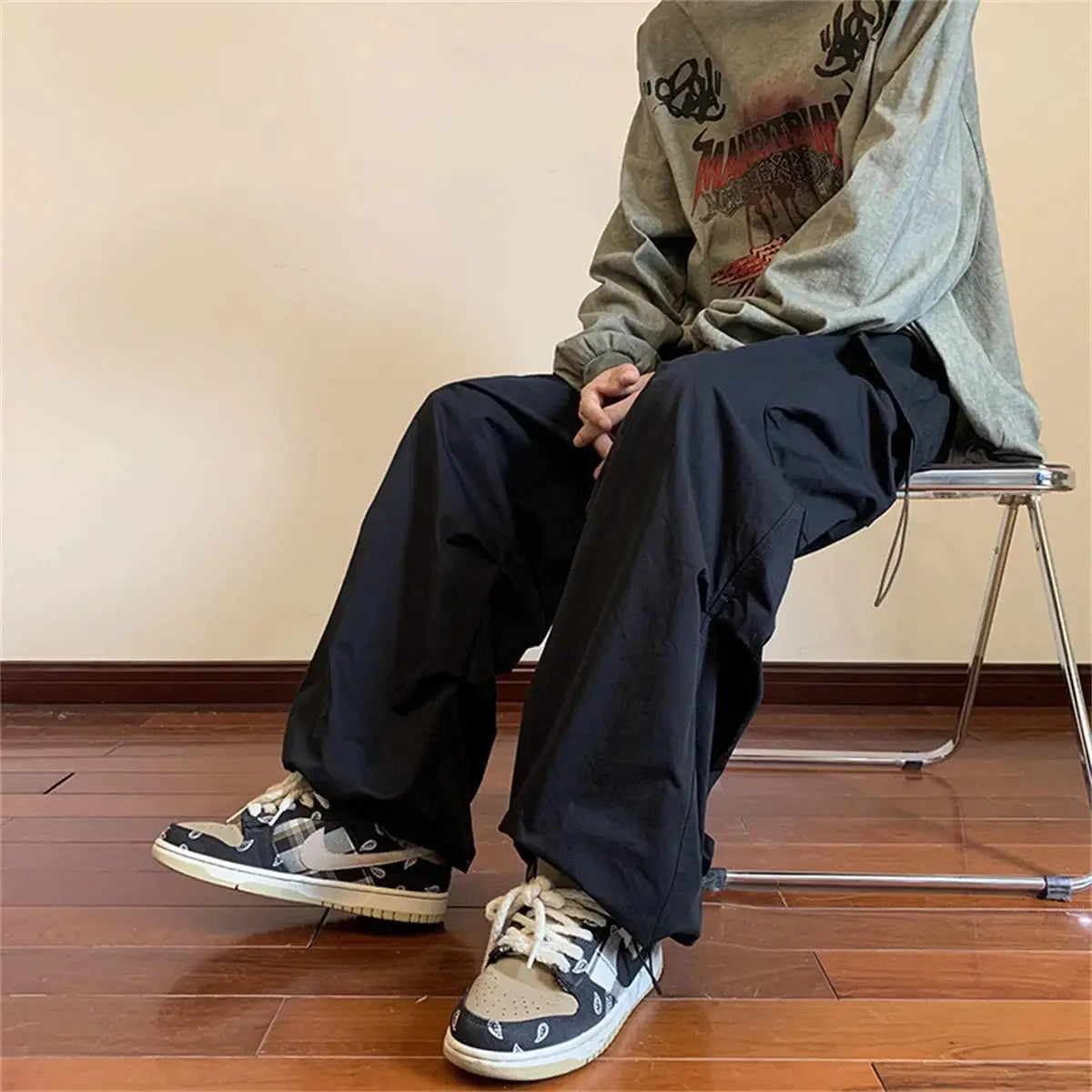 Simples Market streetwear harem cargo pants, black, elastic waist, multi-pocket, loose baggy fit