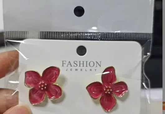Hypoallergenic Stylish Vintage Flower Stud Earrings Gold Plated Stainless Steel For Women Party Jewelry