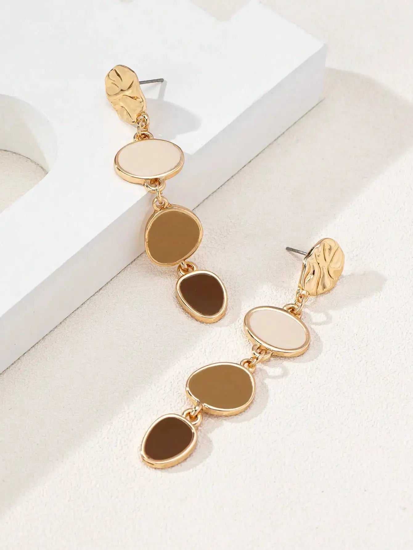 Simples Market earrings; gold-tone linked oval enamel discs in pink and brown (2-piece pair)