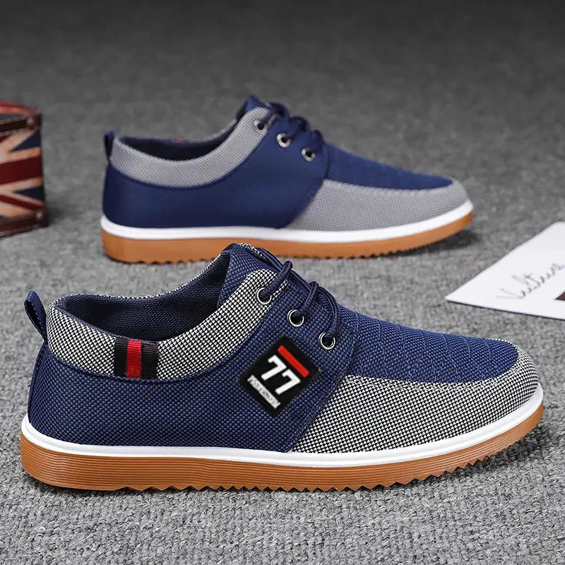 Men's knitted casual sports shoes, navy blue with gray knit panels, white midsole and gum outsole, 1 pair