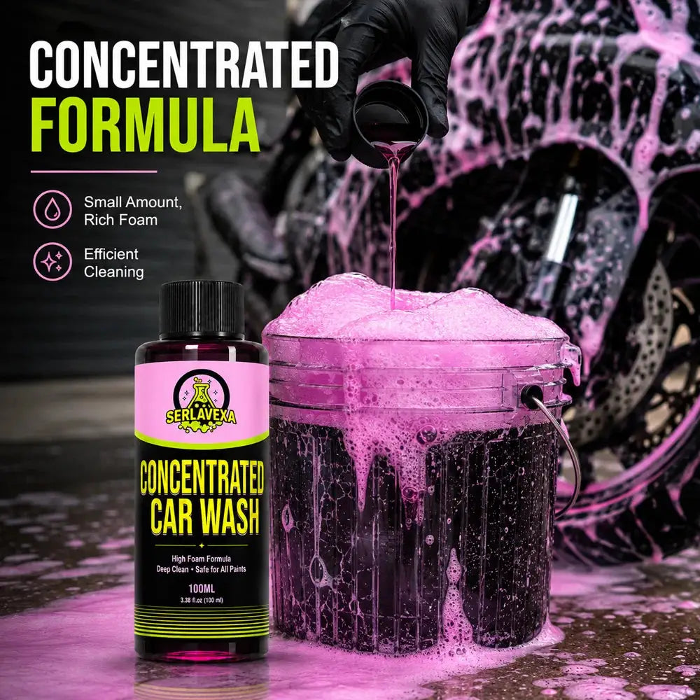 SERLAVEXA Concentrated Car Wash Liquid by Simples Market, pink foam formula; bottle and bucket.