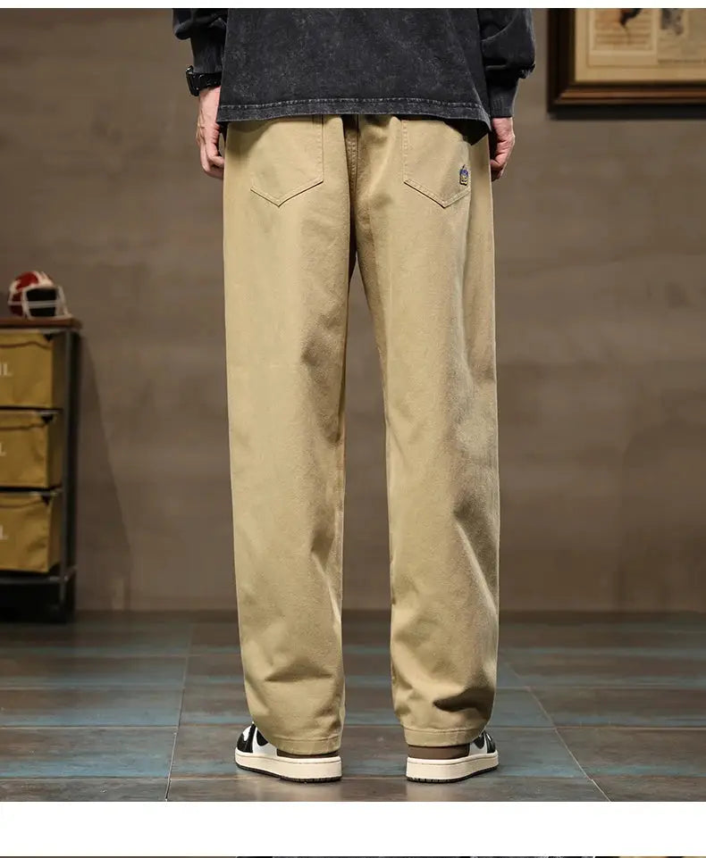 HIQOR men's khaki cotton cargo pants with back pockets, loose wide-leg jogger style