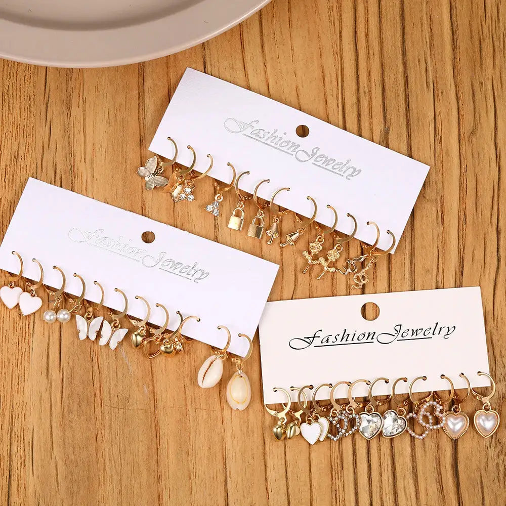 18 Pairs Women Earrings Featuring Snake Butterfly Mushroom Lock Diamond Encrusted Zircon Pearl Love Earrings Collection