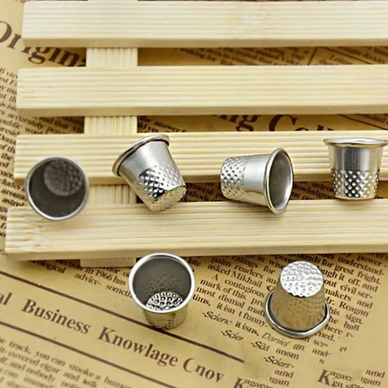 Antique Hard Metal Brass Sewing Thimble Finger Protector For DIY Sewing Tools And Heavy Duty Sail Canvas Repairs