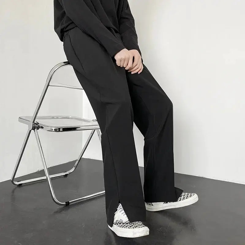 Men's straight baggy casual pants in black from Simples Market
