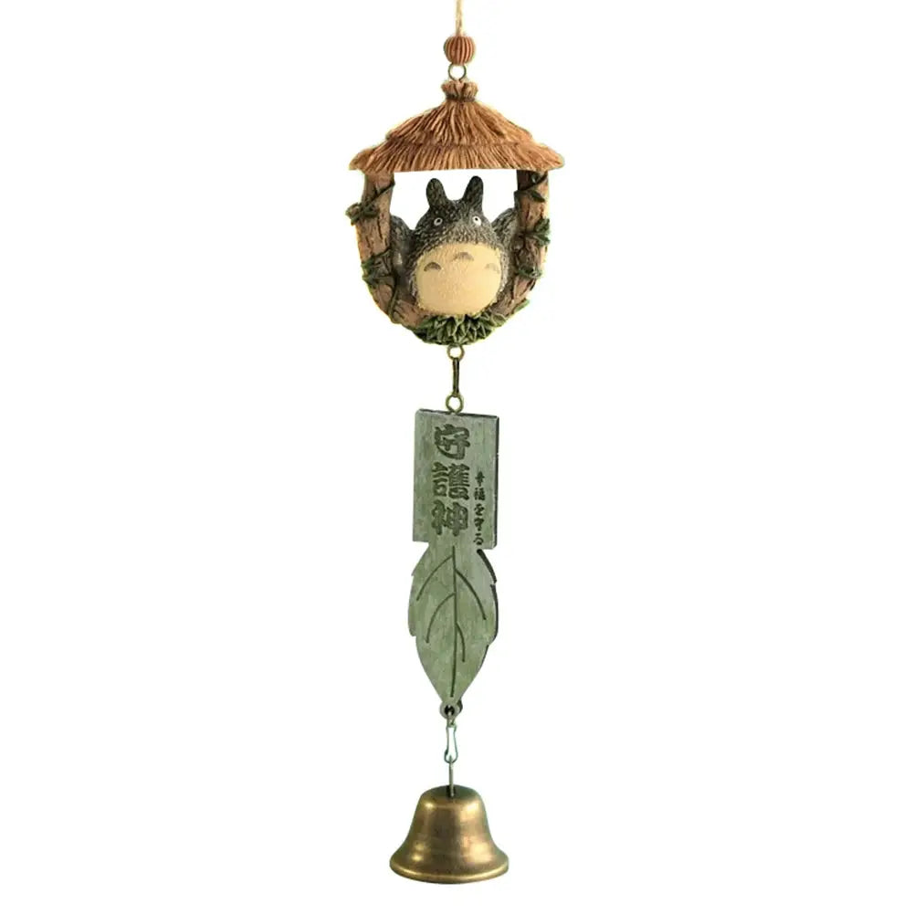 Simples Market resin wind chime ornament with hut-roof design, small animal figurine, leaf pendant and brass bell