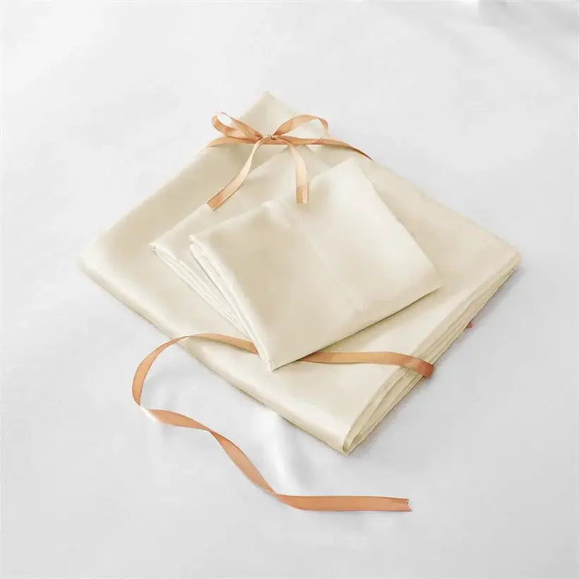Mulberry silk bedding set in ivory, 100% silk includes duvet cover, bedsheet and pillowcase