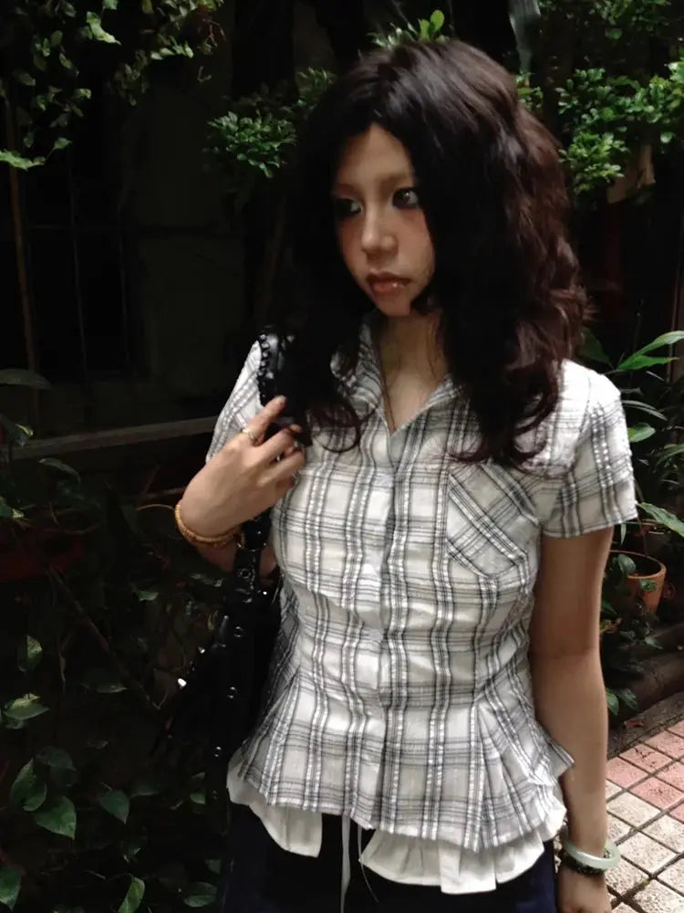 Genayooa Y2k plaid short-sleeve blouse with peplum hem, white-gray checks, streetwear casual top