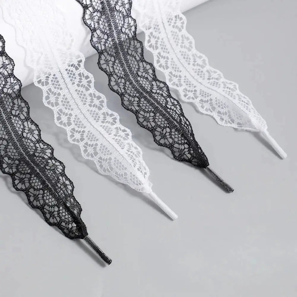 Lace-up shoelaces, flat laces set of four in black and white lace design for sneakers