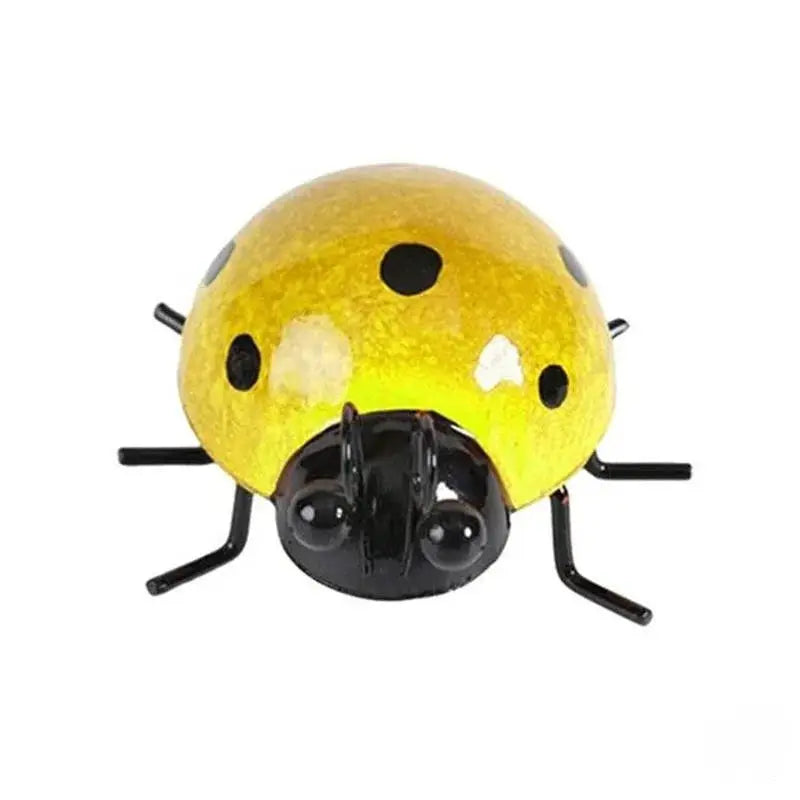 Mini Metal Ladybug Fence Hanger Wall Hanging Ornament For Outdoor Garden Decor Hand Painted Rust Resistant