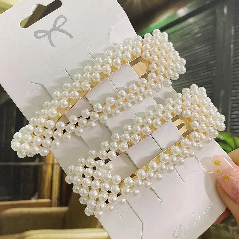 Korean Inspired Luxe Pearl Hair Clips With Geometric Alloy And Plastic Pins For Women Secure Fashion Accessory