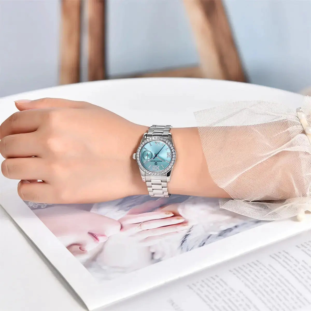 Pagani Design 32mm Womens Wristwatch Elegant Luxury Quartz Timepiece Fashion Waterproof Sapphire Crystal