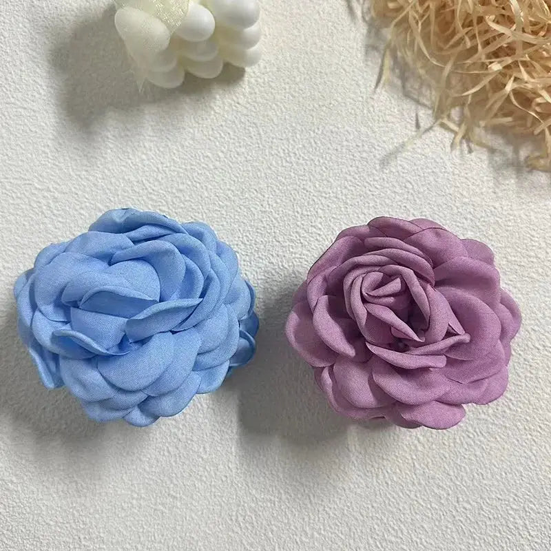 LuxeHair Stereoscopic Rose Hair Clips For Women Sturdy Back Of The Head Shark Clips Fashionable Hair Accessories