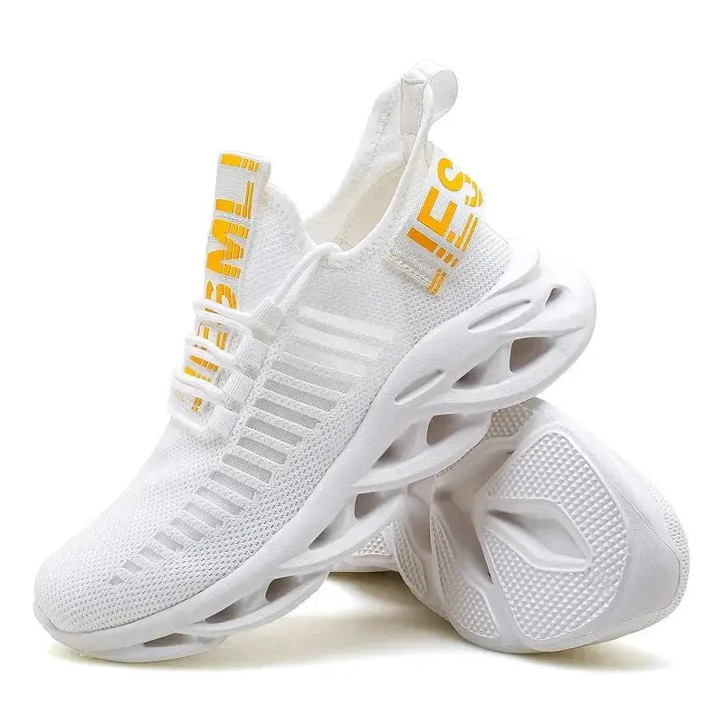 MAEDEF men's white mesh sneakers with breathable upper and thick platform sole, Simples Market