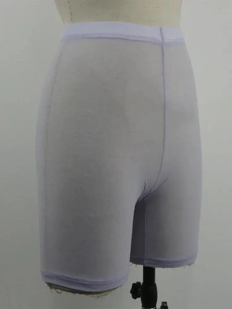Women's lavender high-waisted shorts with neat seams, casual summer style