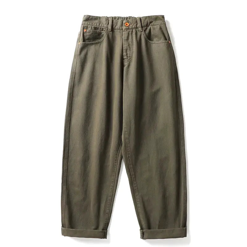 Simples Market men's olive green cargo pants with a straight-leg fit and rolled cuffs.