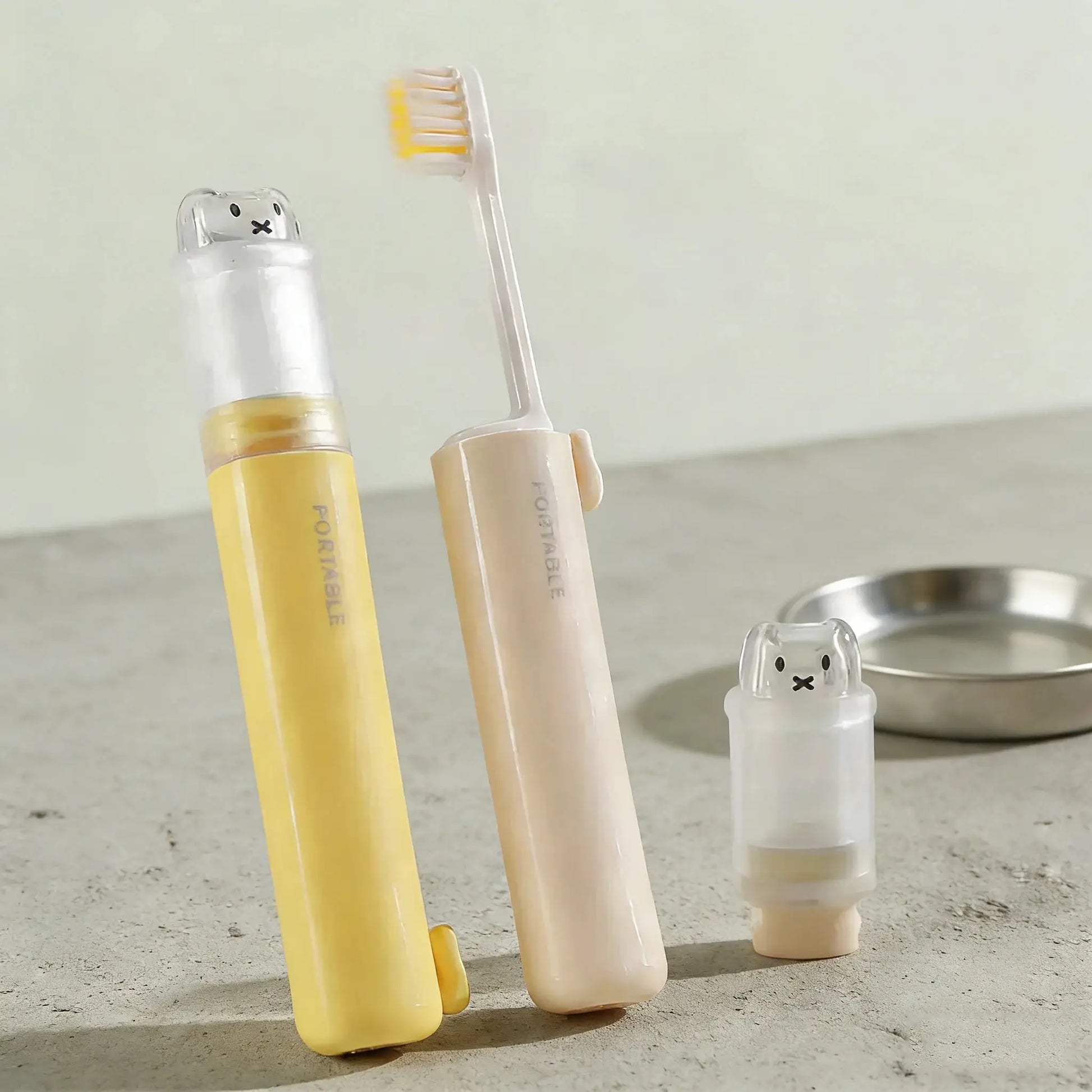 Simples Market 2-in-1 foldable travel toothbrush set in pastel macaron colors with bear dust covers (3 brushes)