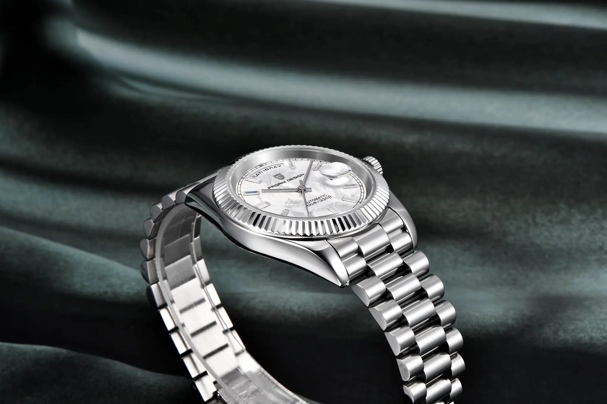 Pagani Design men's silver-tone stainless steel DD40 automatic wristwatch.
