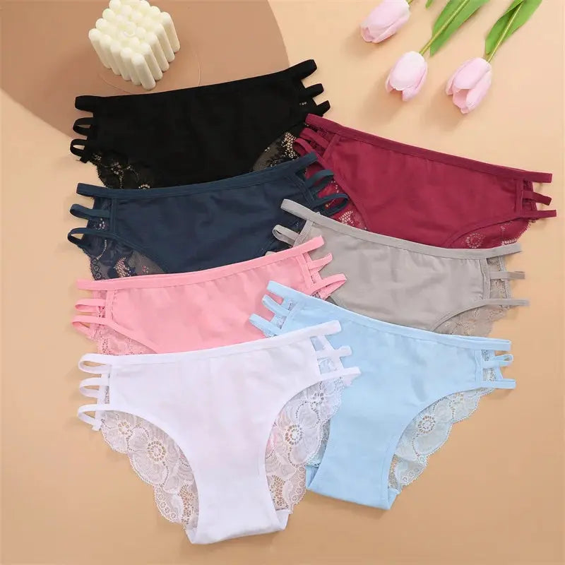 Simples Market 7-piece women's low-rise lace panties set in assorted colors with floral lace and hollow-out side straps