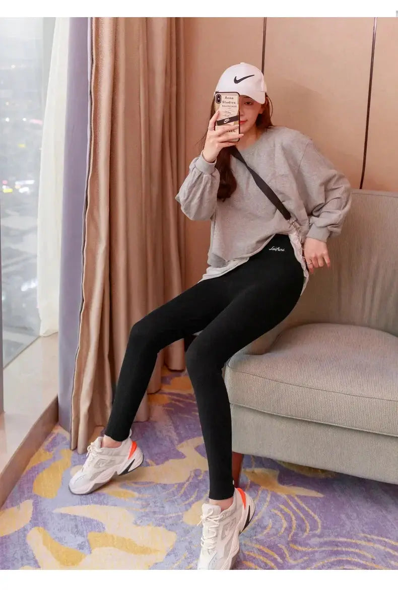 Winter warm leggings for women, black high-waisted thermal tights by Simples Market