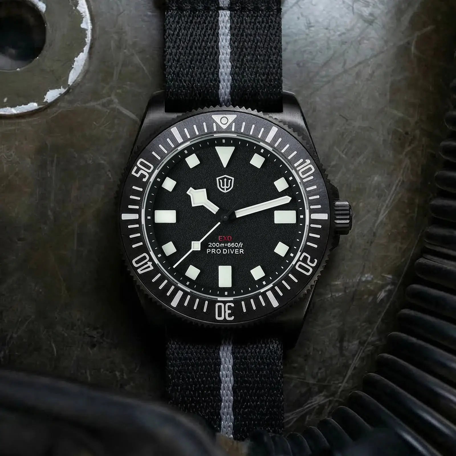 Watchdives EXD 40mm titanium dive watch with black dial, luminous markers, and gray-stripe fabric strap