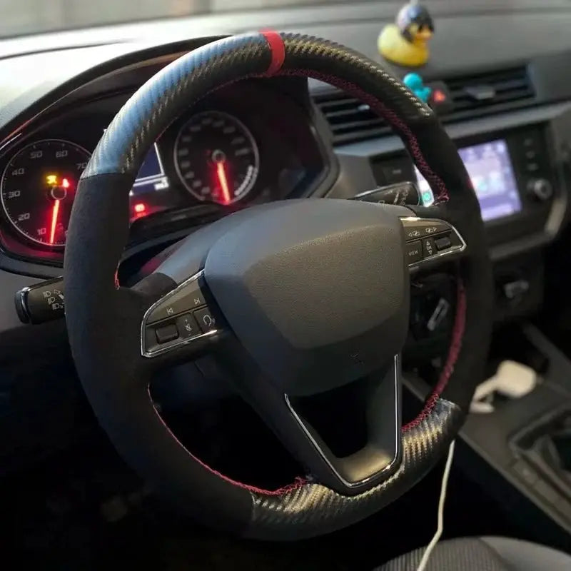 Steering wheel cover in suede with braided black texture and red stitching, Simples Market