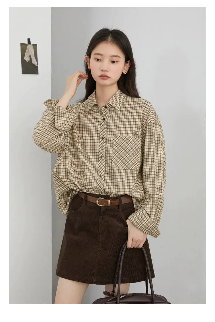 CHIC VEN women's loose long-sleeve plaid shirt with front pocket in beige-brown by Simples Market