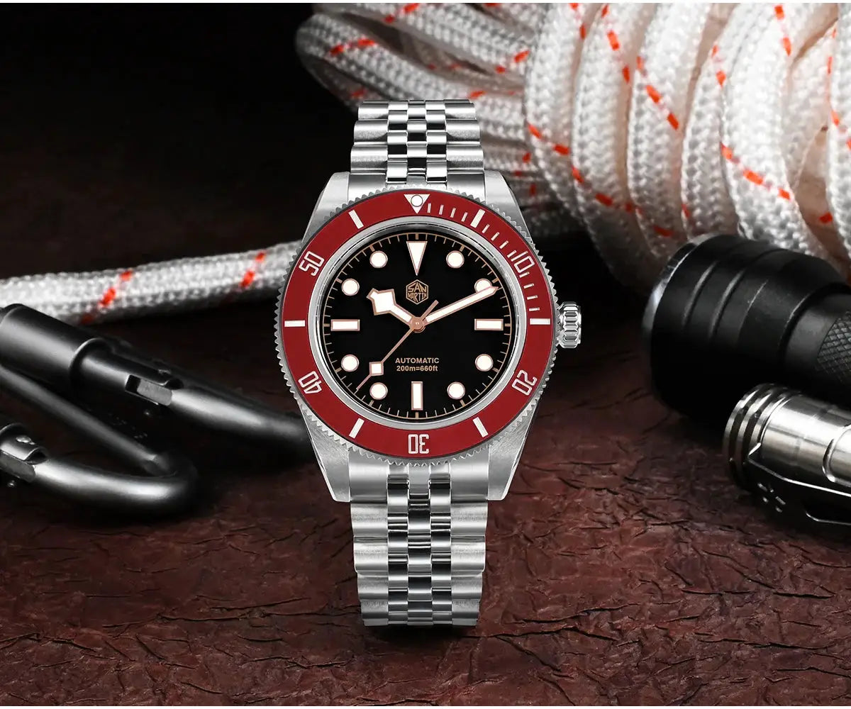 San Martin 40mm BB Diver watch with red bezel, black dial, stainless steel bracelet; automatic NH35 movement.