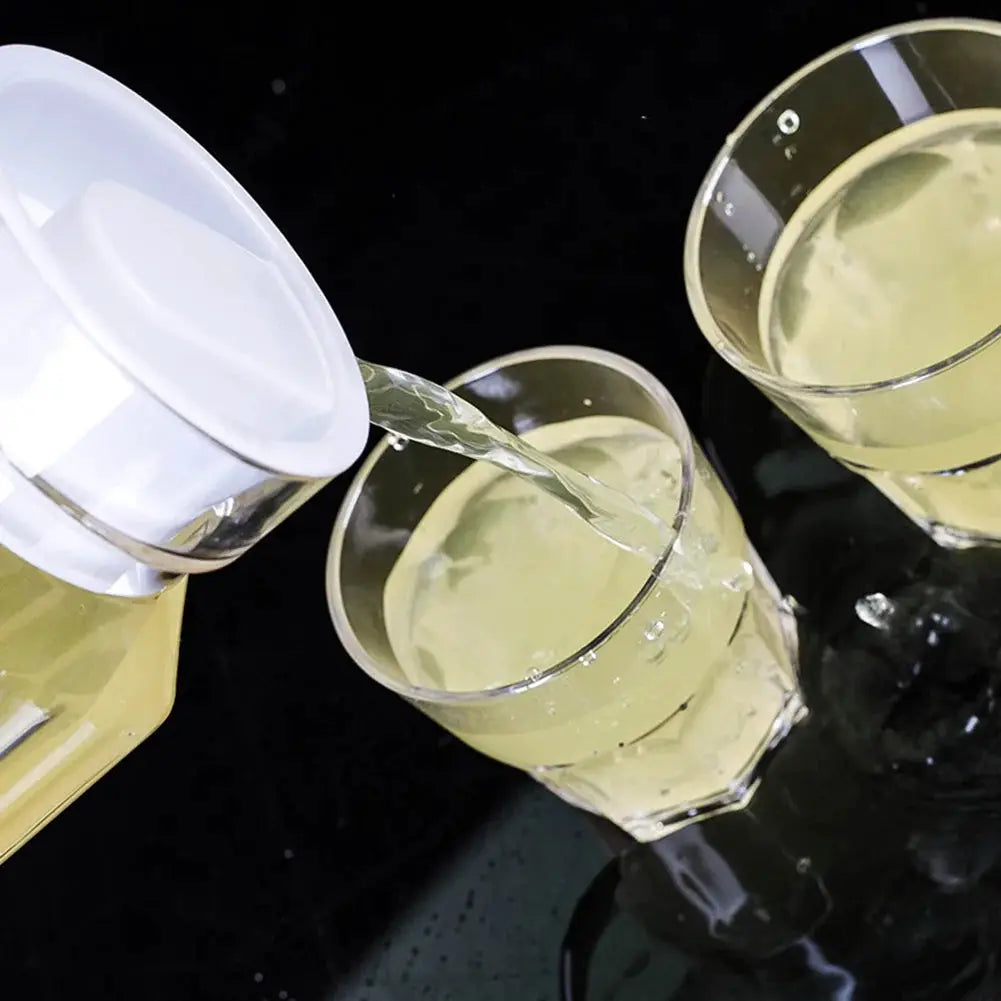 1.1L Transparent Plastic Pitcher for Juices And Drinks Storage Fridge