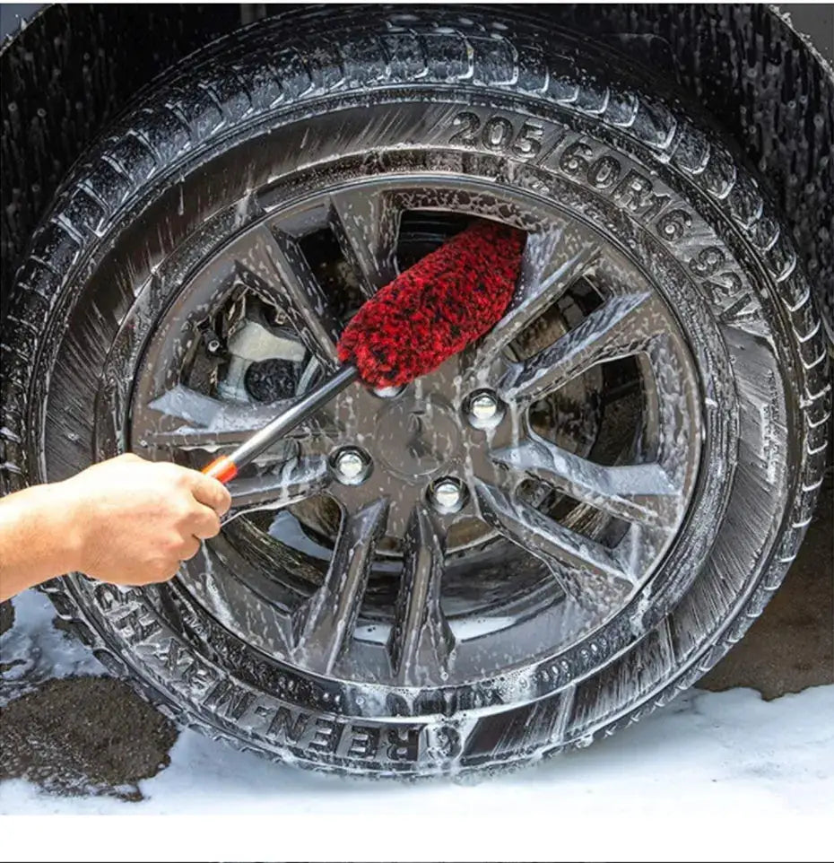 SEAMETAL Car Wheel Detailing Brush with bendable red bristles for rims