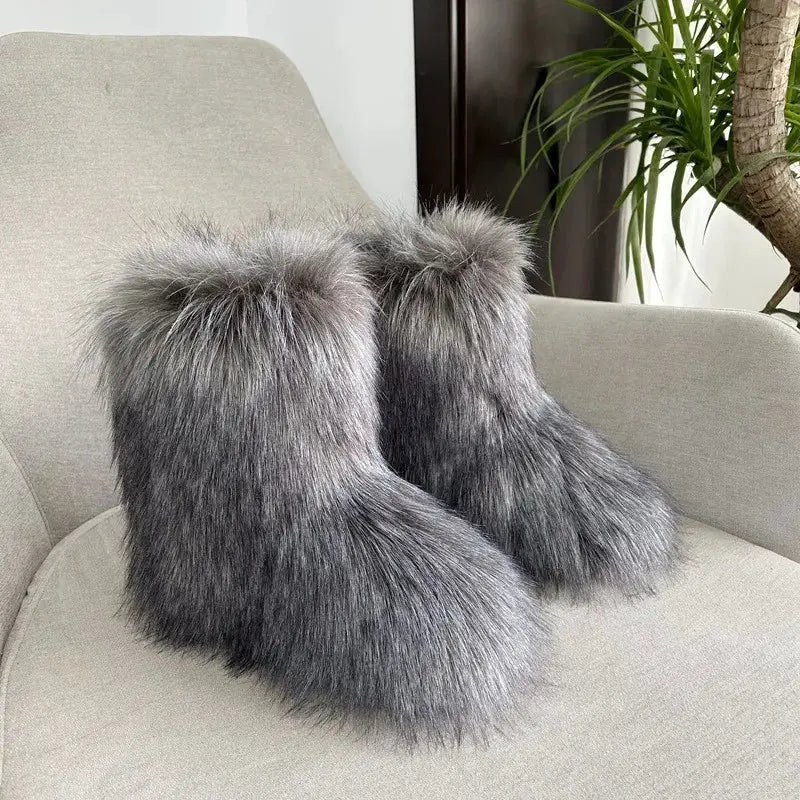 EverWarm Raccoon Fur Mid Calf Winter Snow Boots With Plush Insole And Short Plush Lining For All Day Warmth