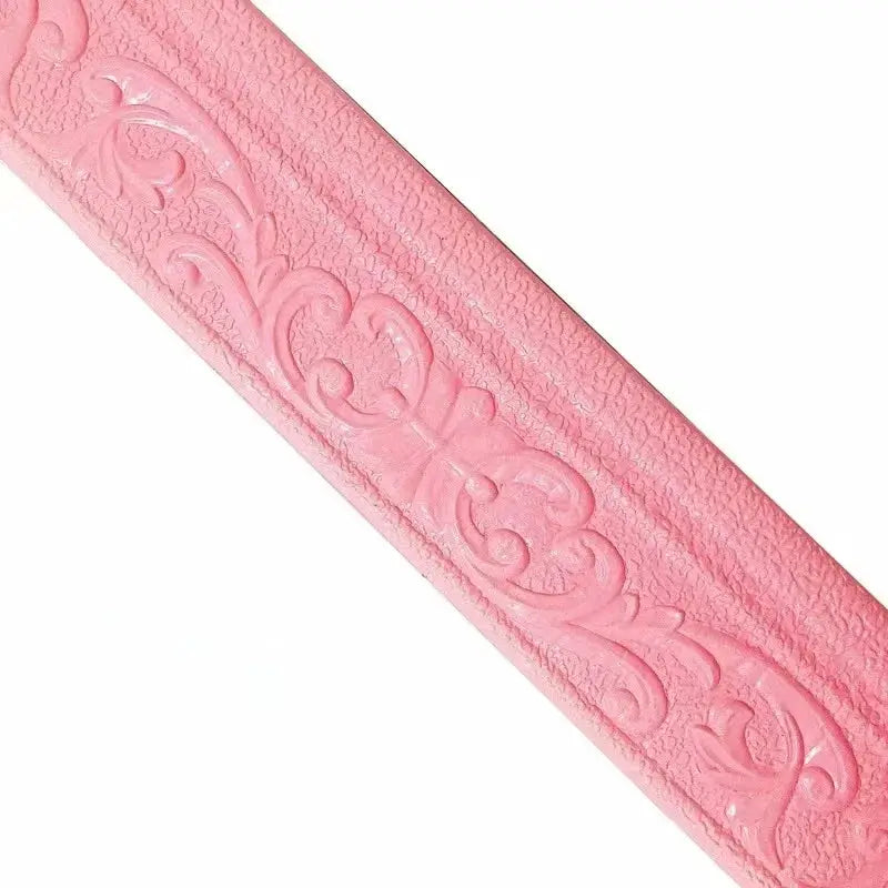 Self-adhesive pink wall border with 3D embossed scroll pattern, 230x8 cm, Simples Market