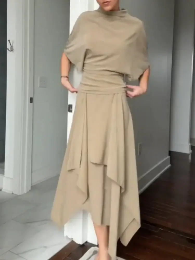 Elegant Two Piece Set High Neck Crop Top With Irregular Pleated Skirt
